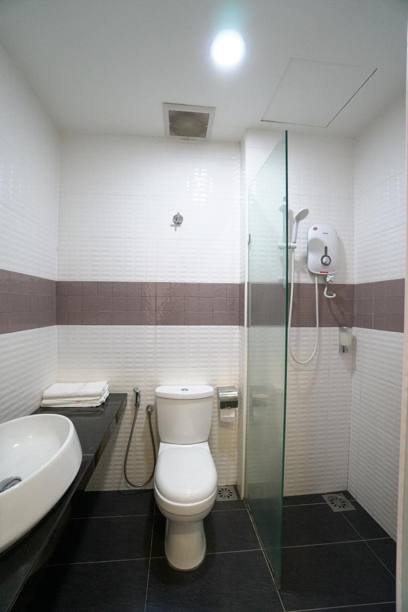 Crystal Garden Hotel Seri Kembangan Kamer foto