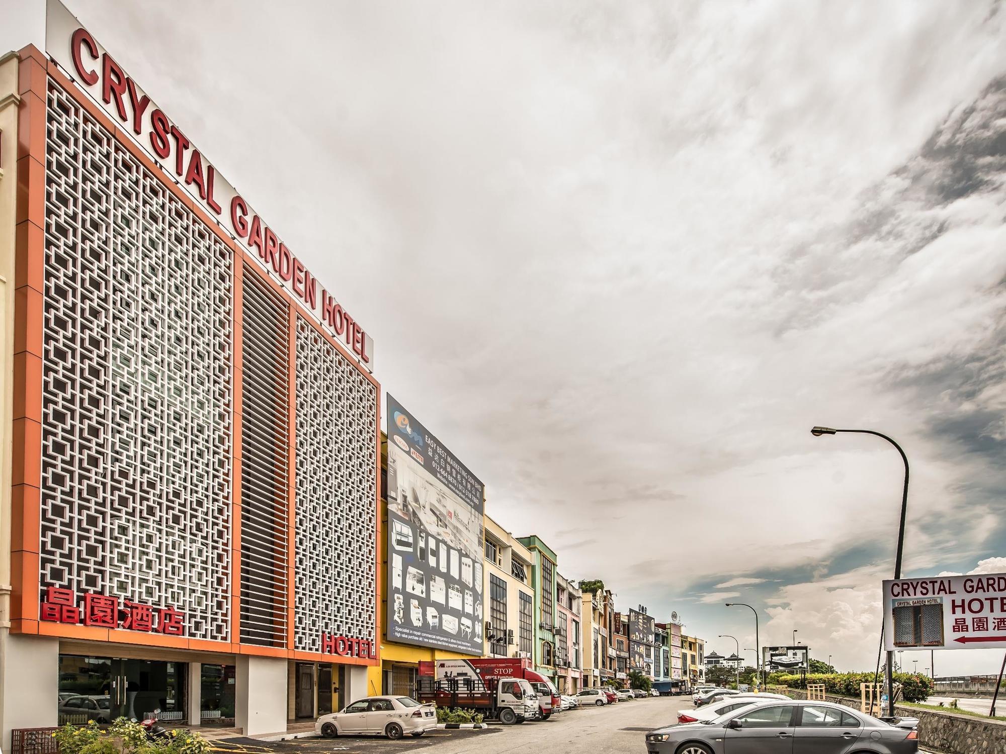 Crystal Garden Hotel Seri Kembangan Buitenkant foto